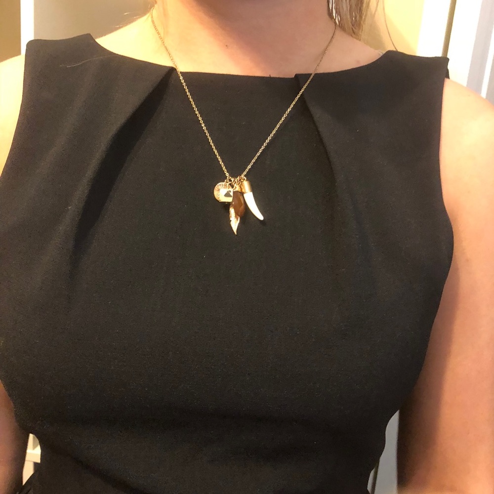 Pendant necklace